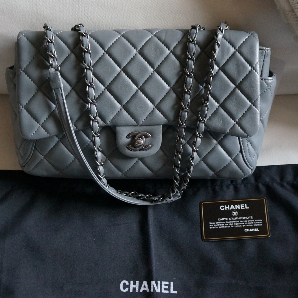 CHANEL  Classic Flap Bag Grey Lambskin